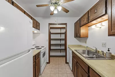 125 N University Dr #105, West Bend, WI 53095 - Photo 3