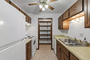 125 N University Dr, West Bend, WI 53095 - Photo 3