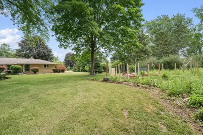 N76W14321  Lari Lou Dr, Menomonee Falls, WI 53051 - Photo 15