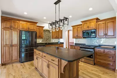 180  Monastery Hill Dr, Lac La Belle, WI 53066 - Photo 11