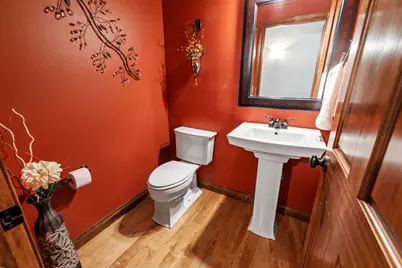 4720  Stonefield Rd, Sheboygan, WI 53083 - Photo 11