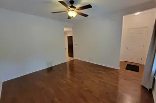 2810 S Lenox St, Milwaukee, WI 53207 - Photo 5
