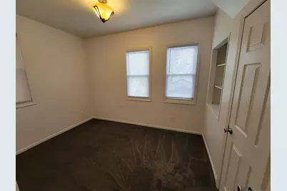 2810 S Lenox St, Milwaukee, WI 53207 - Photo 23