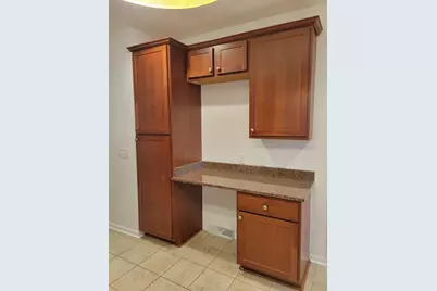 2810 S Lenox St, Milwaukee, WI 53207 - Photo 15