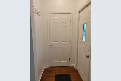 2810 S Lenox St, Milwaukee, WI 53207 - Photo 7