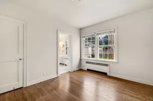 2036 N Lake Dr, Milwaukee, WI 53202 - Photo 9