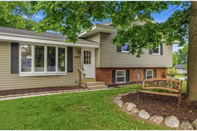 1620  1st Ave, Grafton, WI 53024 - Photo 27