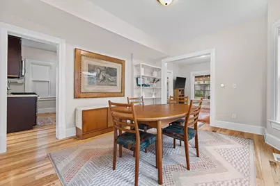 3331 N Bartlett Ave, Milwaukee, WI 53211 - Photo 9