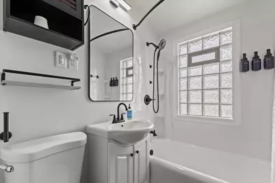 159 N 59th St, Milwaukee, WI 53213 - Photo 15