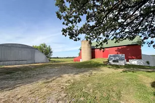 W12040 Sullivan Rd, Portland, WI 53594 - Photo 17