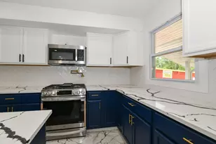 8481 N 52nd St, Brown Deer, WI 53223 - Photo 15