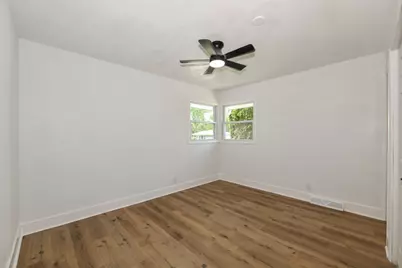8481 N 52nd St, Brown Deer, WI 53223 - Photo 25