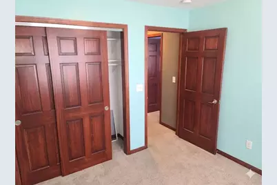802  Sundial Ln, Neenah, WI 54956 - Photo 17