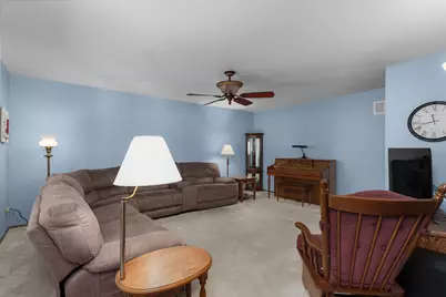 5600 S Kurtz Rd, Hales Corners, WI 53130 - Photo 15