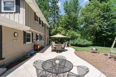 5600 S Kurtz Rd, Hales Corners, WI 53130 - Photo 45