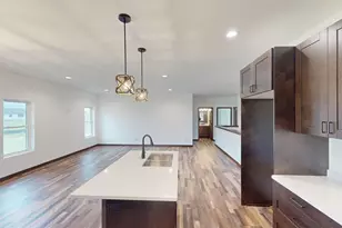 1222 Leo Dr, Holmen, WI 54636 - Photo 25