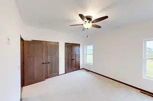 1222 Leo Dr, Holmen, WI 54636 - Photo 17
