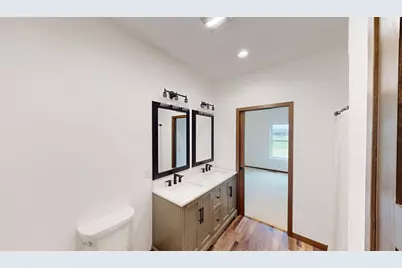 1222  Leo Dr, Holmen, WI 54636 - Photo 25