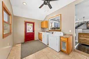 11239 W 5 Mile Rd, Racine, WI 53126 - Photo 15