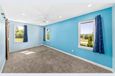 11239 W 5 Mile Rd, Racine, WI 53126 - Photo 25