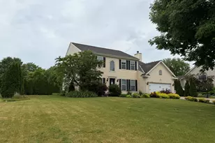 11039 W Fairlane Ave, Milwaukee, WI 53224 - Photo 11