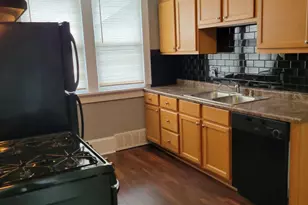 2810 S Lenox St, Milwaukee, WI 53207 - Photo 33