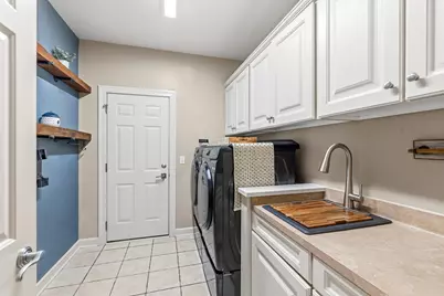 5001  Hunt Club Rd, Racine, WI 53402 - Photo 25