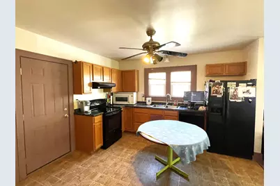 2401 W Plainfield Ave, Milwaukee, WI 53221 - Photo 3