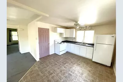 2401 W Plainfield Ave, Milwaukee, WI 53221 - Photo 17