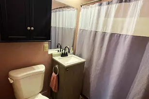 2401 W Plainfield Ave, Milwaukee, WI 53221 - Photo 11
