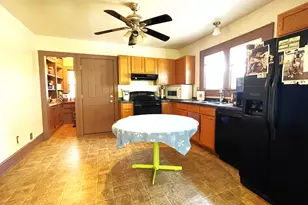 2401 W Plainfield Ave, Milwaukee, WI 53221 - Photo 5