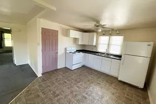 2401 W Plainfield Ave, Milwaukee, WI 53221 - Photo 15