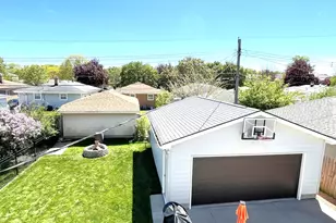 2401 W Plainfield Ave, Milwaukee, WI 53221 - Photo 43