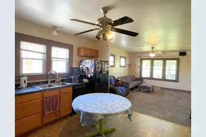 2401 W Plainfield Ave, Milwaukee, WI 53221 - Photo 7