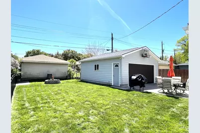 2401 W Plainfield Ave, Milwaukee, WI 53221 - Photo 37