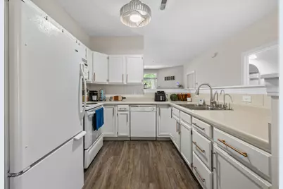 S77W19462  Lakewood Dr, Muskego, WI 53150 - Photo 11