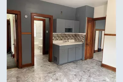 2867 N 37th St #2869, Milwaukee, WI 53210 - Photo 11