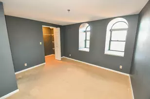 270 E Highland Ave, Milwaukee, WI 53202 - Photo 9