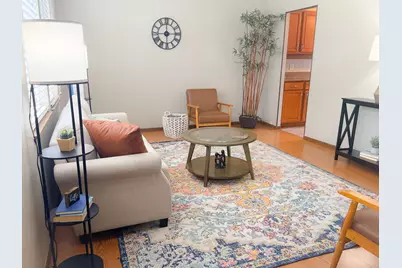 2130 W Howard Ave, Milwaukee, WI 53221 - Photo 9