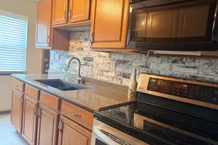 2130 W Howard Ave, Milwaukee, WI 53221 - Photo 21