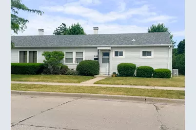 2130 W Howard Ave, Milwaukee, WI 53221 - Photo 1