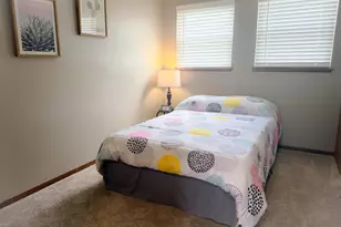 2130 W Howard Ave, Milwaukee, WI 53221 - Photo 19