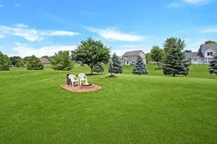 W348N5840 Snapdragon Ct, Oconomowoc, WI 53066 - Photo 35