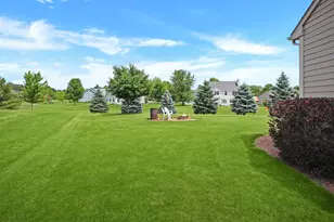 W348N5840 Snapdragon Ct, Oconomowoc, WI 53066 - Photo 37