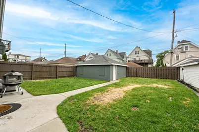 2218 N 56th St, Milwaukee, WI 53208 - Photo 35