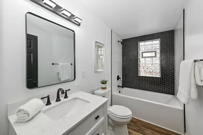 2218 N 56th St, Milwaukee, WI 53208 - Photo 25