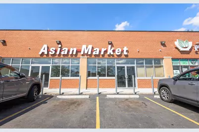 6204 W Silver Spring Dr, Milwaukee, WI 53218 - Photo 1