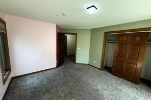 6429 N Sunny Point Rd, Glendale, WI 53217 - Photo 17