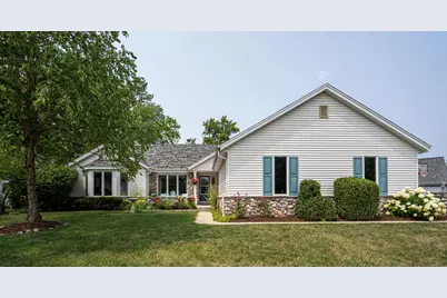 6429 N Sunny Point Rd, Glendale, WI 53217 - Photo 1