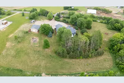 8151  Midland Dr, Wayne, WI 53002 - Photo 21